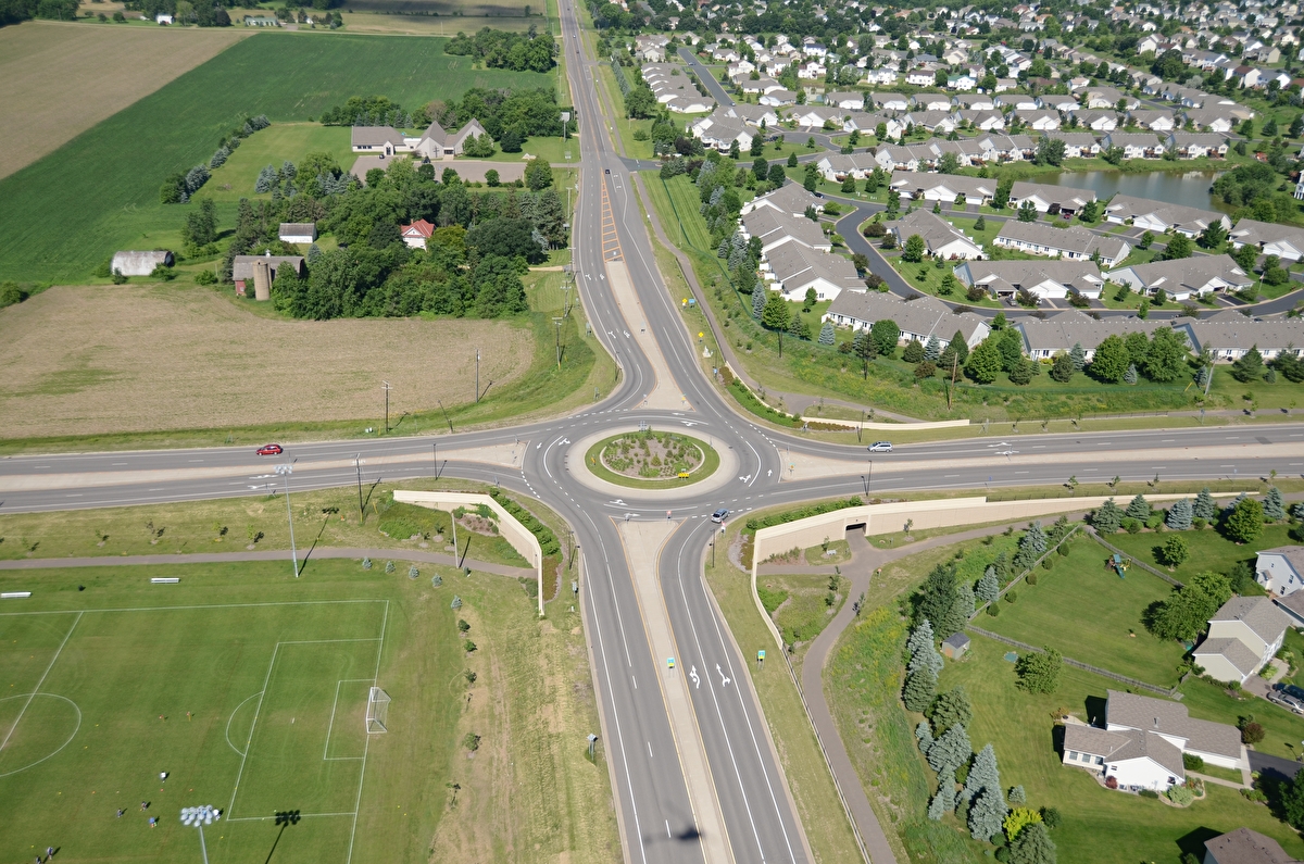 Aerial view of a roundabout 